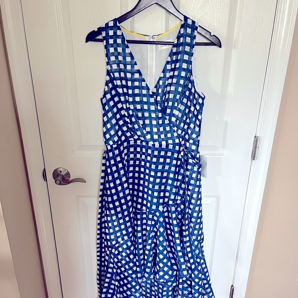 Eliza J Surplice V Neck- (Nordstrom) - Picture 1 of 5